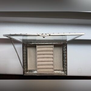 Elegant Silver Glass Ring Display Box with Cream Linen Interior